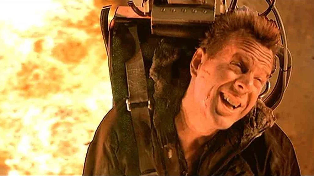 Die Hard 2: Die Harder (UMD Video) - Image 2