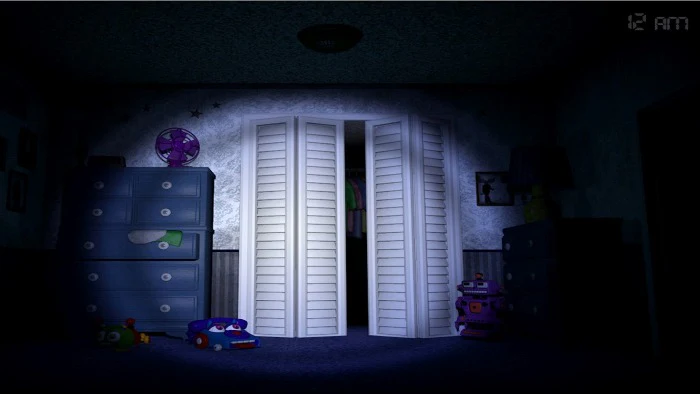 Five Nights at Freddy's (Core Collection) (Pre-Owned) - Image 2