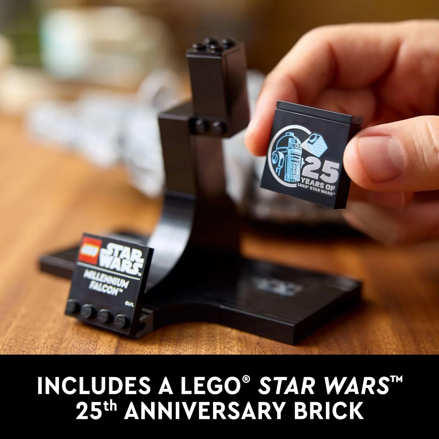 LEGO Star Wars: Millennium Falcon Set 75375 - Image 4