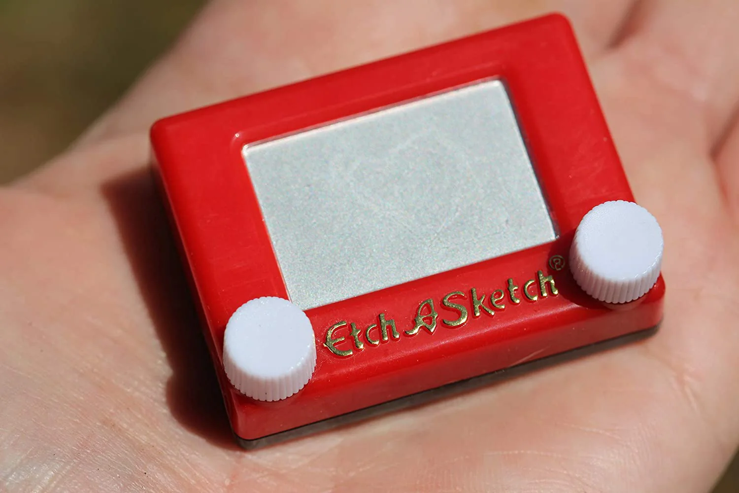 World's Smallest Etch A Sketch - Image 3
